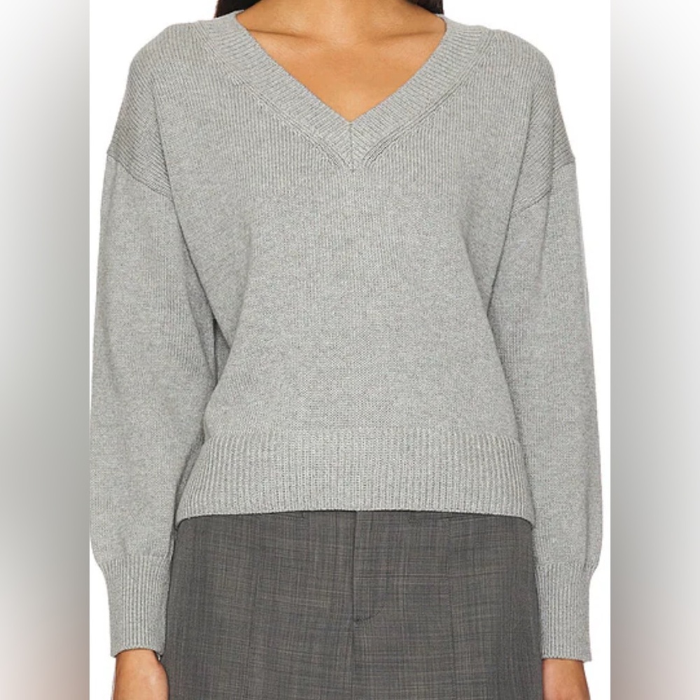 NEW - Stitches+Stripes - Nova V-Neck Pullover Sweater in Heather Grey